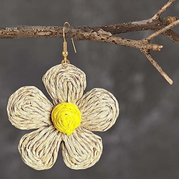 Big Tan Yellow Raffia Flowers Oversized Statement Earrings Wicker Rattan Flower - Picture 3 of 4